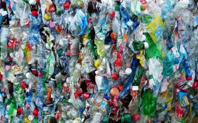 Συμφωνία 170 χωρών για τη μείωση των πλαστικών μίας χρήσης μέχρι το 2030