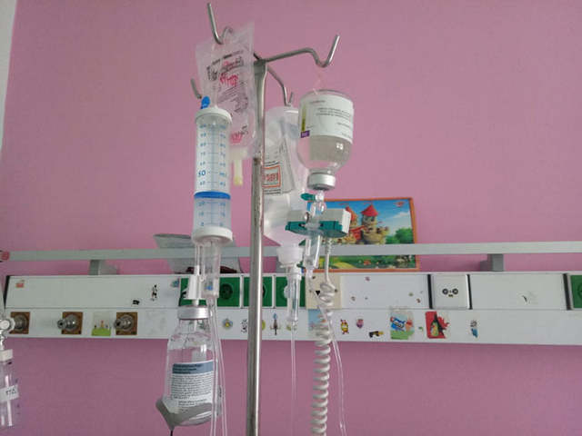 Κοριτσάκι από τη Νάουσα, πάλεψε 44 ημέρες με τον κορωνοϊό και ευτυχώς βγήκε αλώβητο