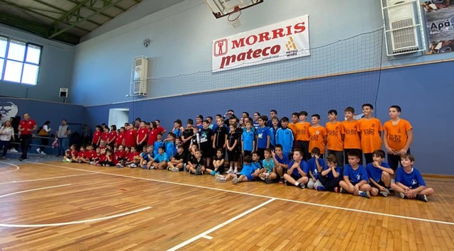 100 αθλητές απο 4 συλλόγους Χαντ Μπωλ  στην επιτυχημένη φιλική συνάντηση στη Νάουσα!