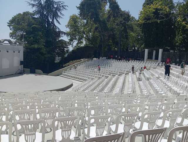 Με γοργούς ρυθμούς η ανακαίνιση  του Θερινού Θεάτρου Νάουσας. Βϊντεο