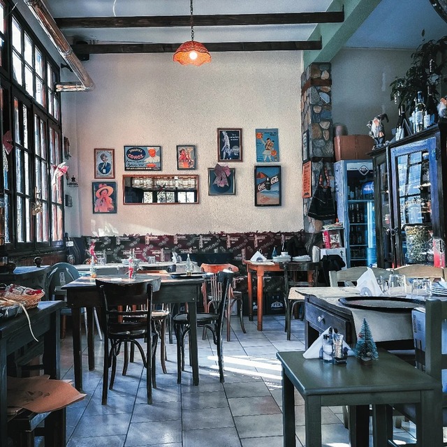 Παραδοσιακόν Καφενείον 