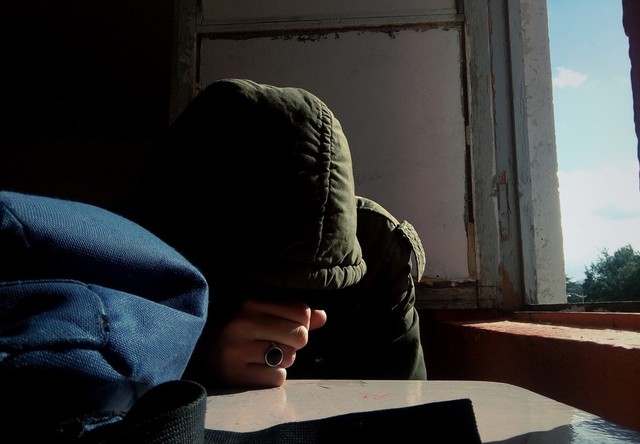 Συγκλονίζει η αυτοκτονία του 15χρονου λόγω του bullying - Τι συμβουλεύουν οι ειδικοί τους γονείς