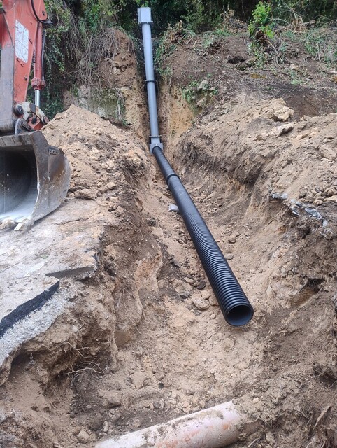 ΔΕΥΑΝ: Περιοχή 'ΚΑΤΩ ΣΦΑΓΕΙΑ'.  Έργο: Αποκατάσταση αγωγού απορροής ομβρίων