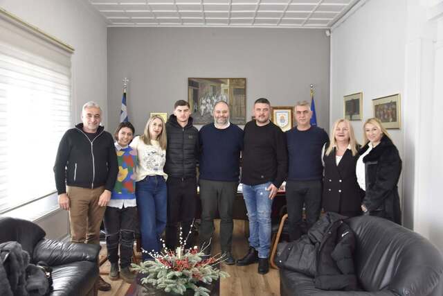 Eπίσκεψη του Φίλιππου Θεοδοσίου στο Δημαρχείο Νάουσας