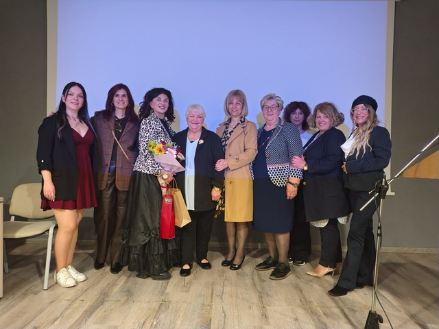 Eπετειακή εκδήλωση του Λυκείου των Ελληνίδων Νάουσας για τα 60 χρόνια δημιουργικής  προσφοράς του  σε συνδυασμό με τον εορτασμό της Γιορτής της Μητέρας.