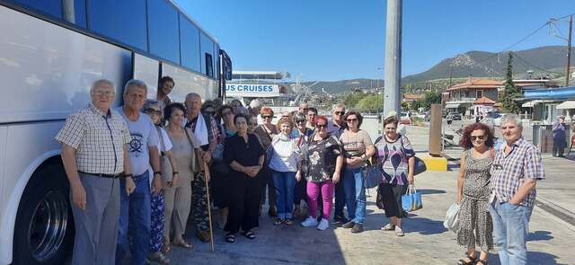 Οι 7ήμερες διακοπές των μελών των ΚΑΠΗ Νάουσας στην  Αιδηψό