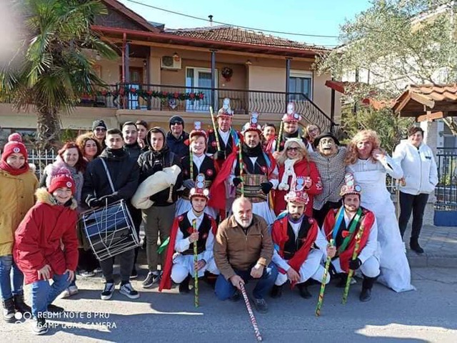 Αναβίωση των Μωμόγερων από την Εύξεινο Λέσχη Χαρίεσσας
