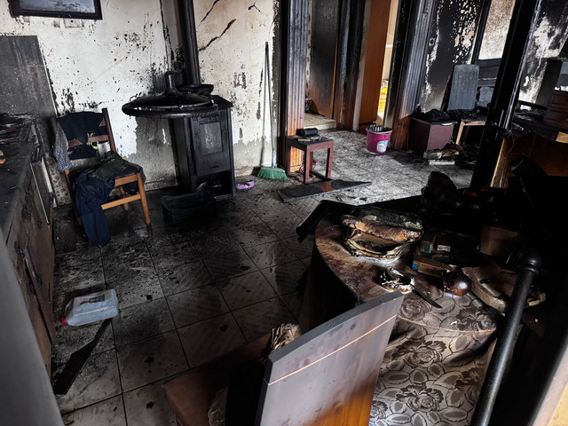 ΝΕΚΡΟΣ 58ΧΡΟΝΟΣ ΑΠΟ ΦΩΤΙΑ ΣΤΗ ΜΟΝΟΚΑΤΟΙΚΙΑ ΤΟΥ ΣΤΗ ΝΑΟΥΣΑ - ΒΙΝΤΕΟ