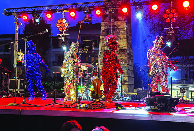 ΕΝΑΡΞΗ ΚΑΡΝΑΒΑΛΙΟΥ ΣΤΗ ΝΑΟΥΣΑ - ΒΙΝΤΕΟ