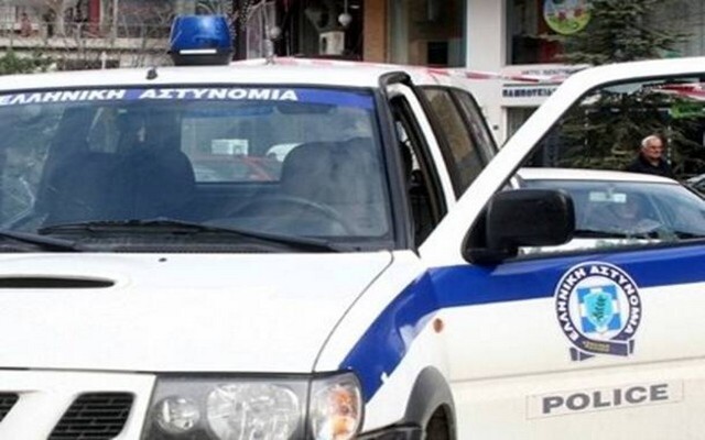 Συνελήφθησαν 2 γυναίκες που πουλούσαν αντικείμενα δήθεν για Σύλλογο στη Βέροια 