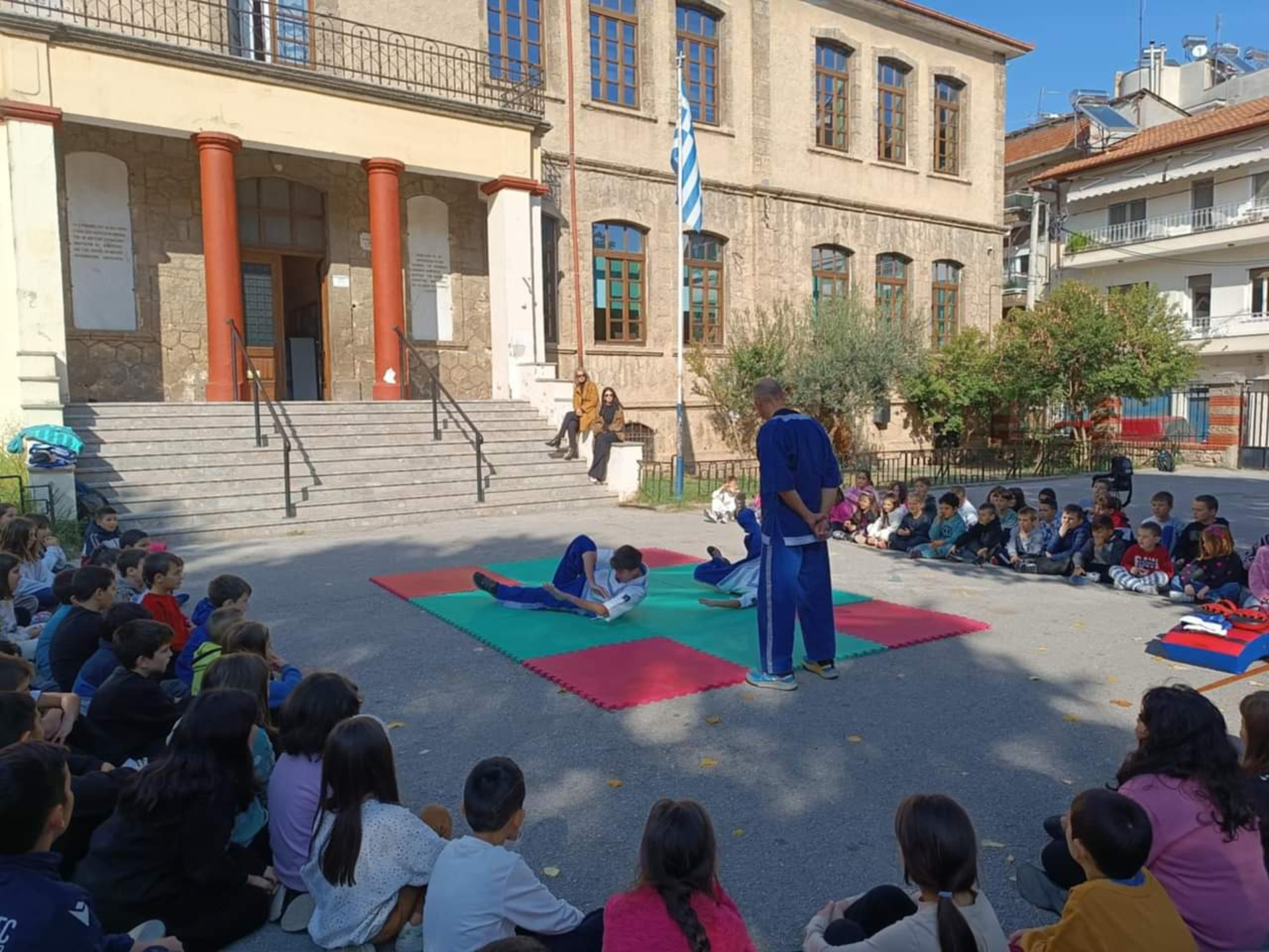 Συνεχίζονται οι παρουσιάσεις Παγκρατίου Αθλήματος από τον ΚEΝΤΑΥΡΟ Νάουσας