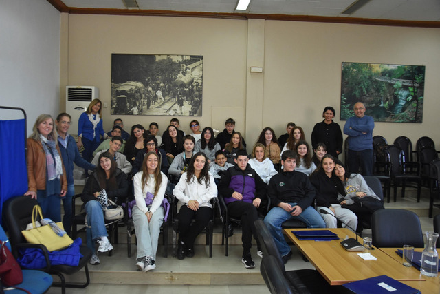 Ιταλοί μαθητές στη γιορτή για  την 28η Οκτωβρίου του 3ου Γυμνασίου 