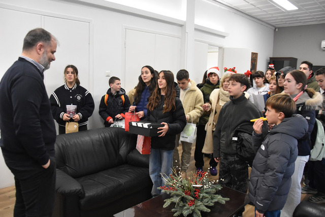 Χριστουγεννιάτικα Κάλαντα στο Δήμο Νάουσας