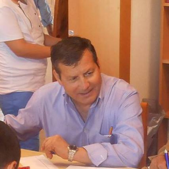 ΑΝΘΡΩΠΟΙ  ΚΑΙ ΖΩΑ