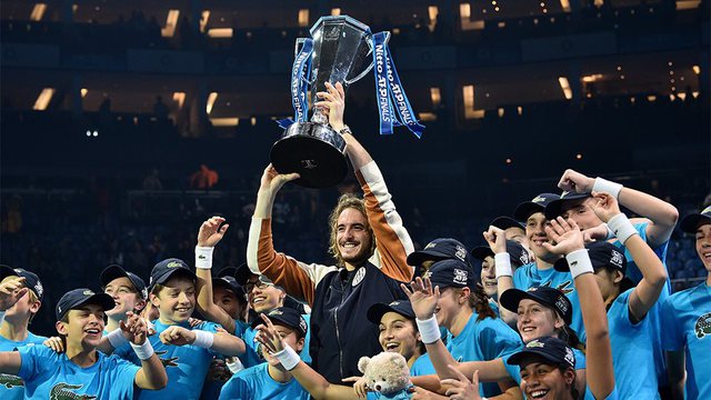 Στέφανος Τσιτσιπάς: Ο νέος βασιλιάς του τένις είναι Έλληνας - Θρίαμβος και στα ATP Finals