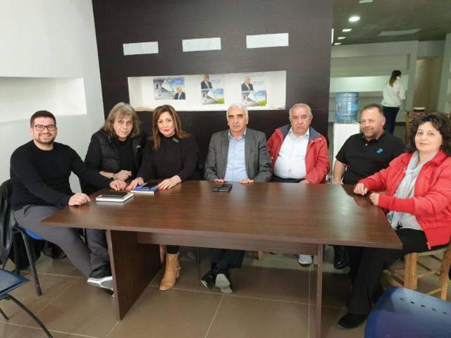 Ο Μιχ. Χαλκίδης παρουσίασε τους πρώτους 6 υποψηφίους του